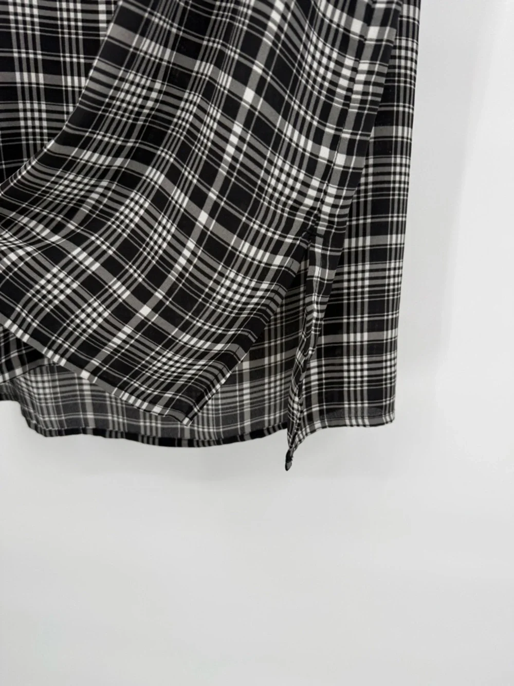 LOFT Plaid Sleeveless Blouse Mock Neck Zip Back Career Chic Preppy Chiffon Large - Picture 4 of 12
